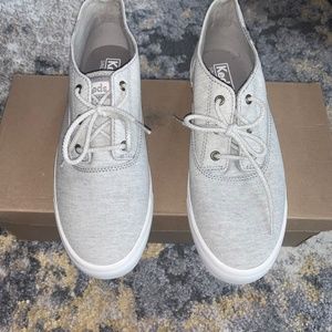 KEDS - Gray "Triumph" Mid Top Sneakers-9.5